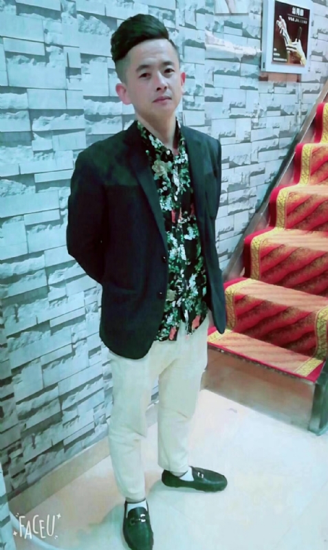 男人三十而立的第一张照片--周口相亲服务中心