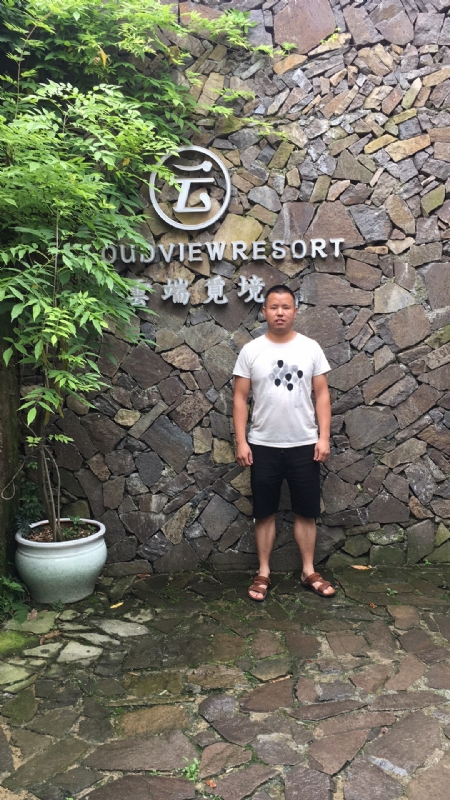 何超洪的第二张照片--周口相亲服务中心