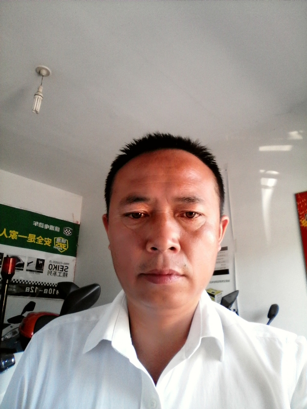 左手的第一张照片--周口相亲服务中心