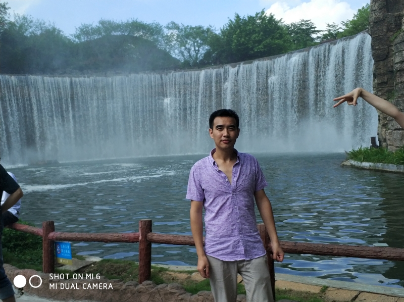 追梦人的第一张照片--周口相亲服务中心