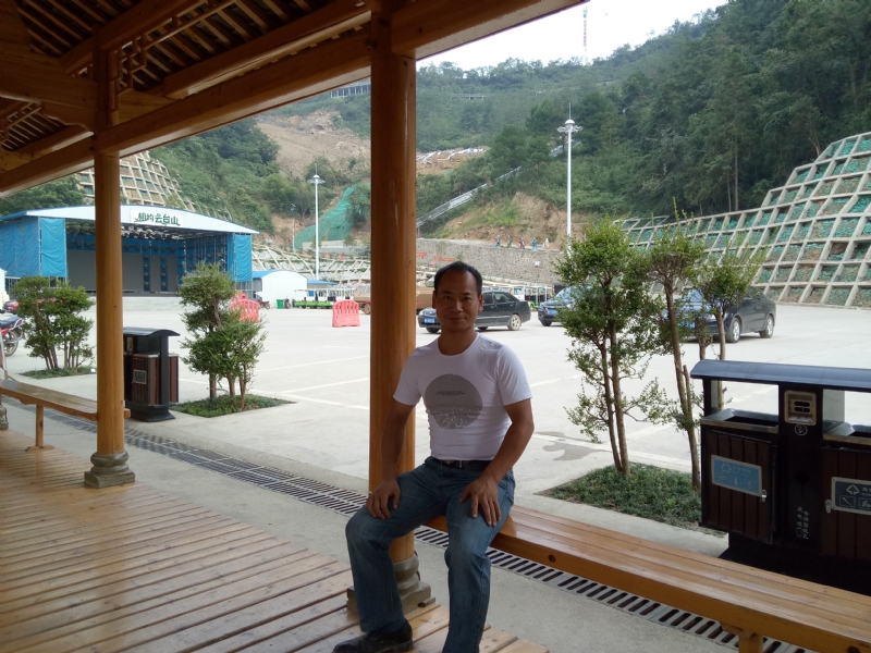 安哥的第一张照片--周口相亲服务中心