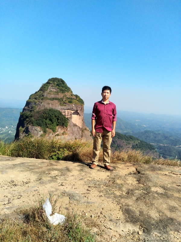 小冼的第一张照片--周口相亲服务中心