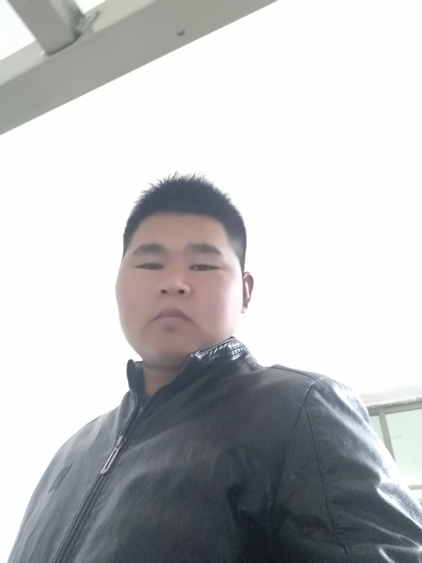 小哥的第一张照片--周口相亲服务中心