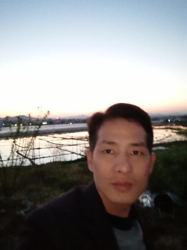 不忘初心的第一张照片--周口相亲服务中心