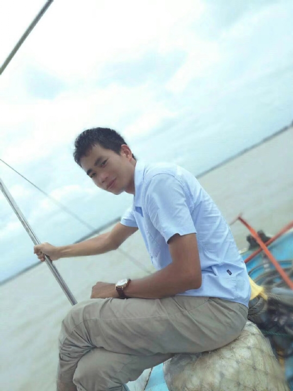 慵懒的猫的第一张照片--周口相亲服务中心