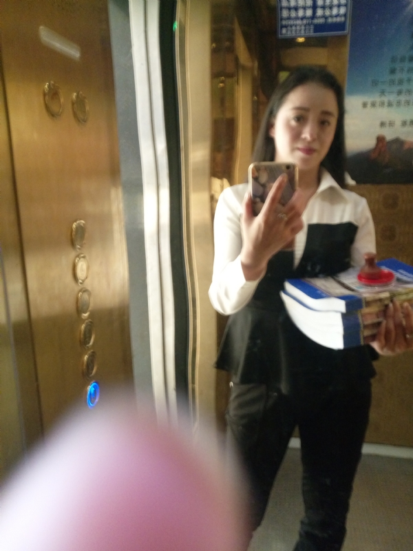 铿锵玫瑰的第一张照片--周口相亲服务中心