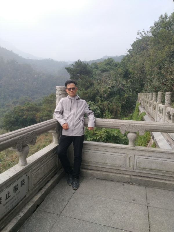 鱿鱼的第一张照片--周口相亲服务中心