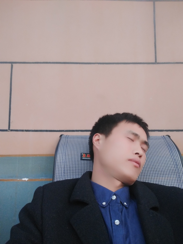 有钱爱情才能长久的第一张照片--周口相亲服务中心