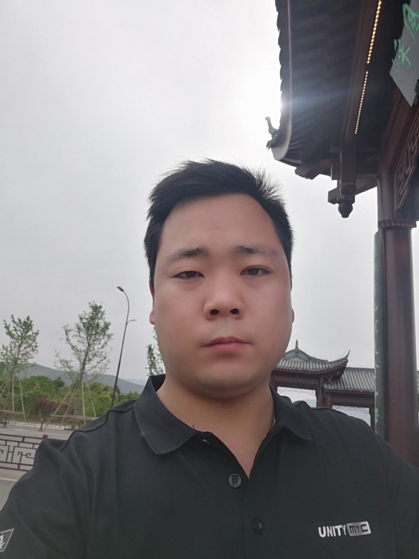 微笑的第一张照片--周口相亲服务中心