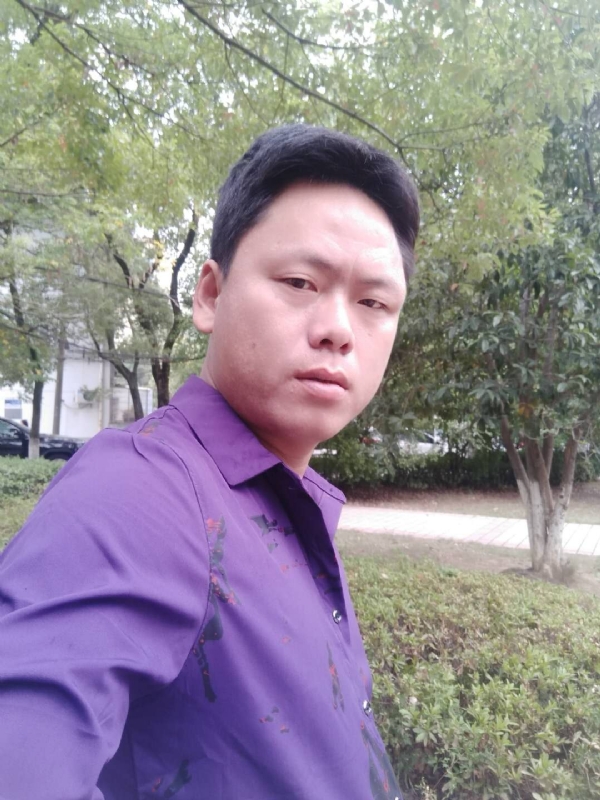 黄龙飞的第一张照片--周口相亲服务中心