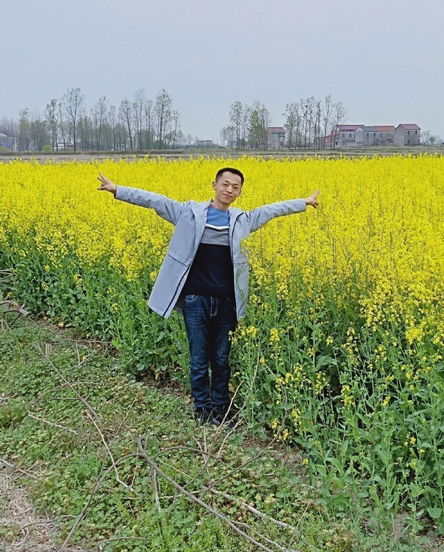 一个真诚的男士的第一张照片--周口相亲服务中心