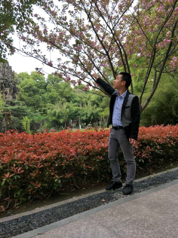 坦诚的第一张照片--周口相亲服务中心