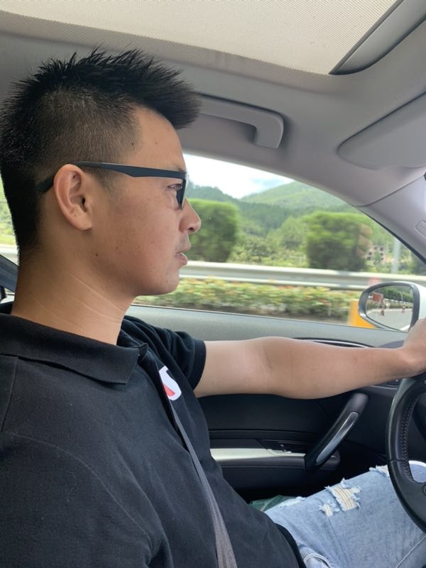 浪漫益友的第一张照片--周口相亲服务中心