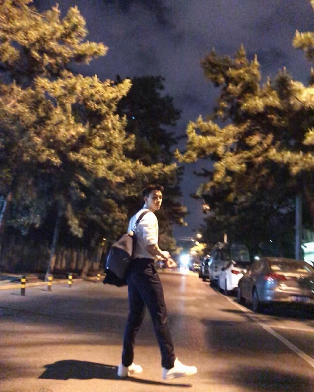 深海的第二张照片--周口相亲服务中心