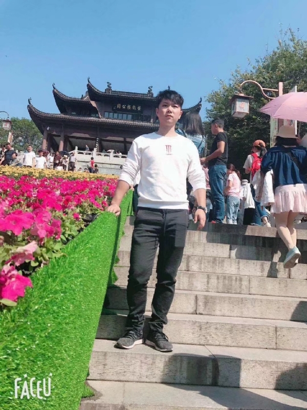 坦然的第二张照片--周口相亲服务中心