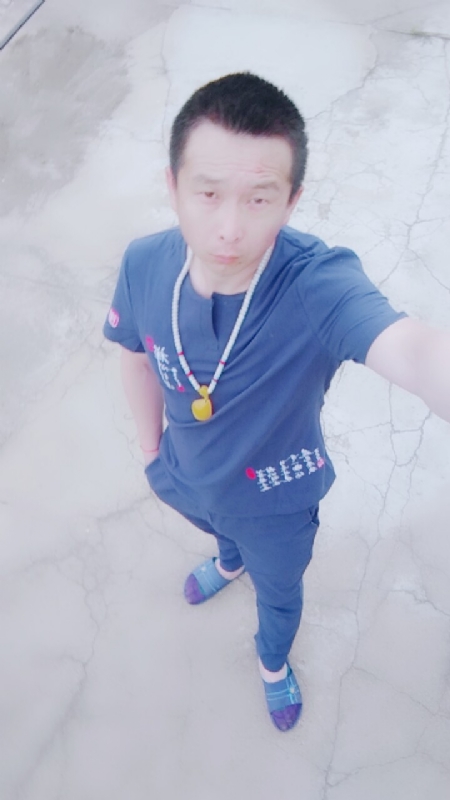 一叶之秋的第一张照片--周口相亲服务中心