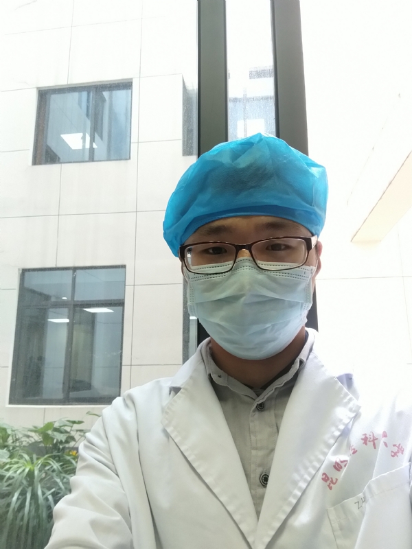 口腔小医生的第一张照片--周口相亲服务中心