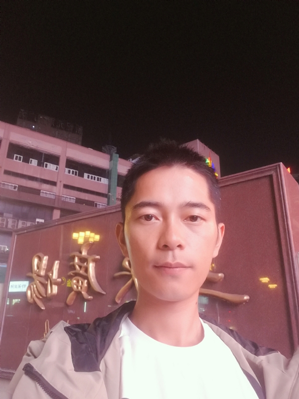 重庆小林的第一张照片--周口相亲服务中心