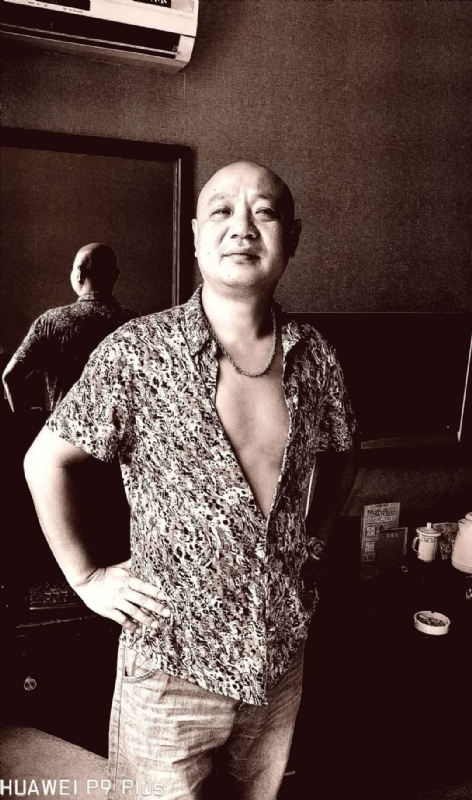 该谁是谁的第一张照片--周口相亲服务中心