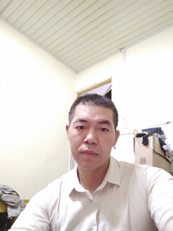 为伊消得人憔悴的第一张照片--周口相亲服务中心