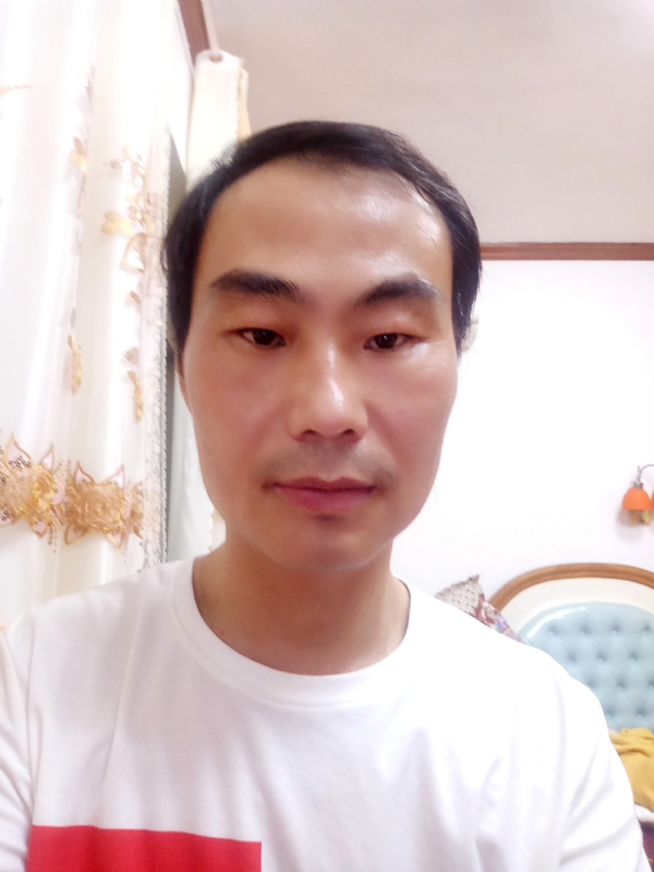 光明的第一张照片--周口相亲服务中心