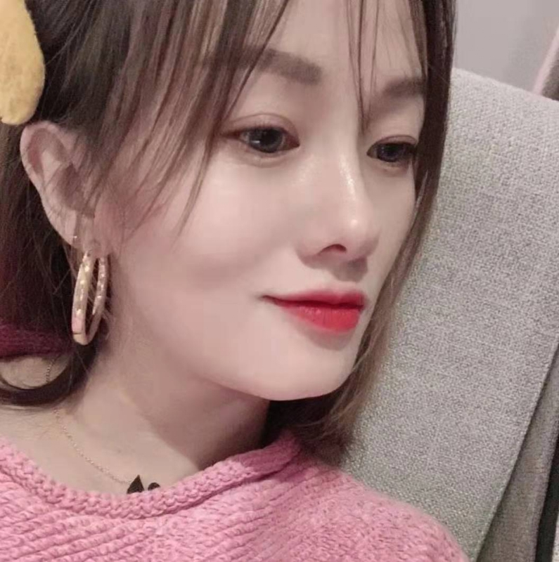 微醺的笑容的第一张照片--周口相亲服务中心