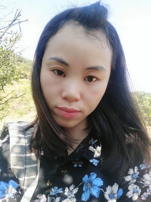 英英的第一张照片--周口相亲服务中心