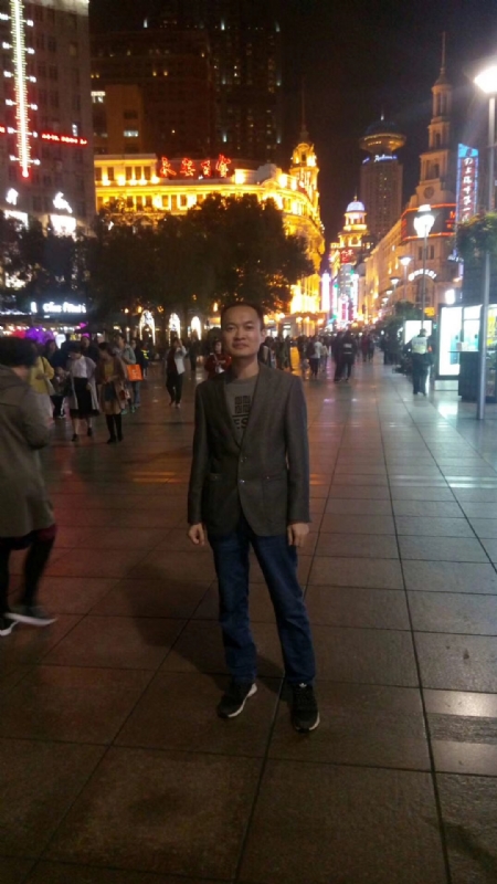 水池养鱼的第一张照片--周口相亲服务中心