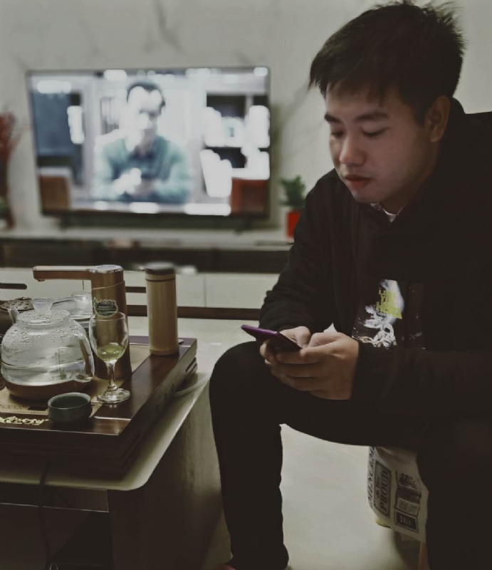 嗯今年能脱单吗的第一张照片--周口相亲服务中心