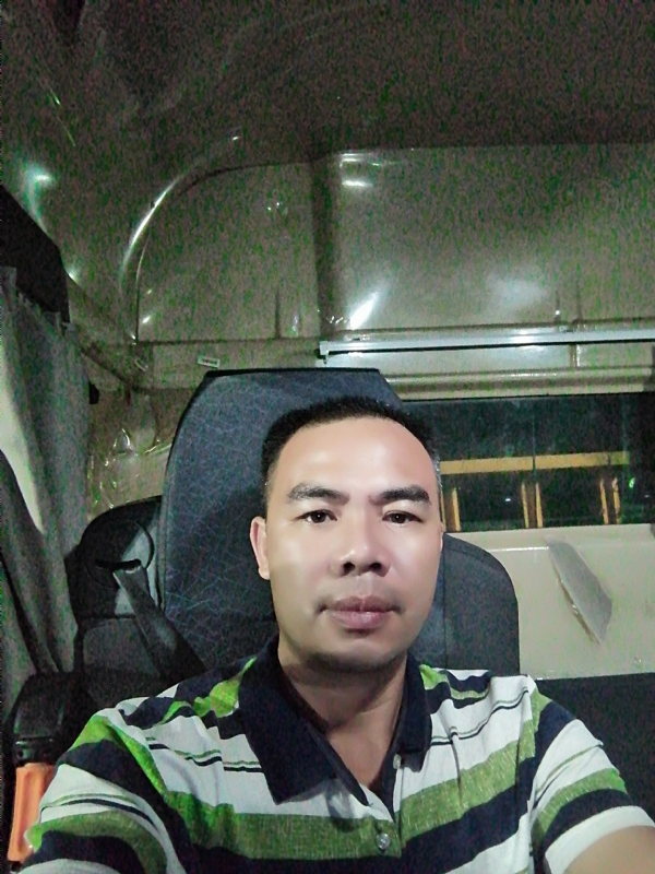 疯一般的爱恋的第一张照片--周口相亲服务中心