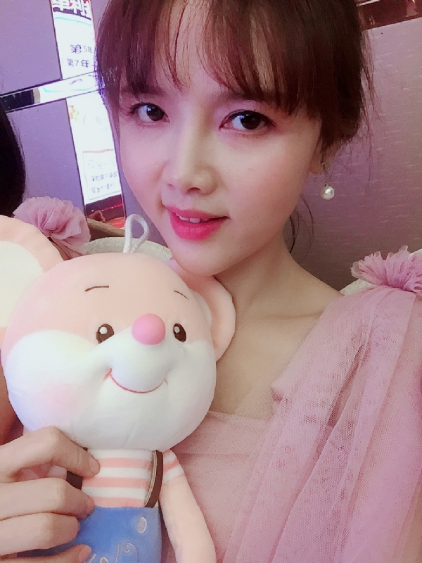 如朱砂的第一张照片--周口相亲服务中心