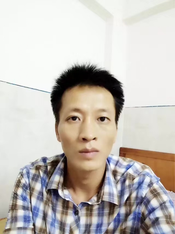 流年未亡的第一张照片--周口相亲服务中心