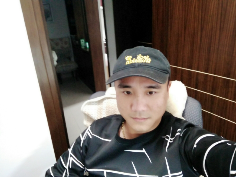 坚持我爱的第一张照片--周口相亲服务中心