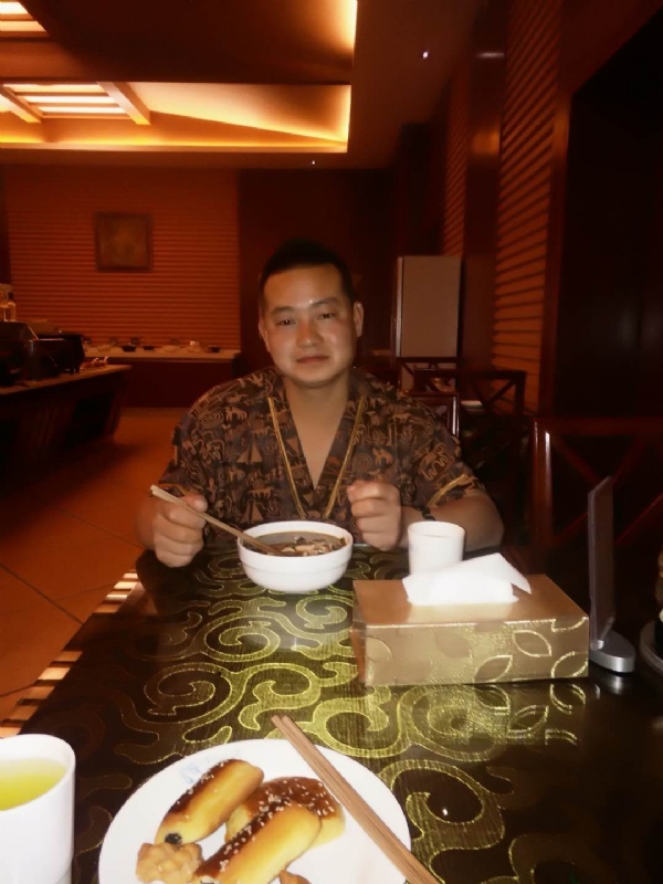 会飞的鱼的第一张照片--周口相亲服务中心