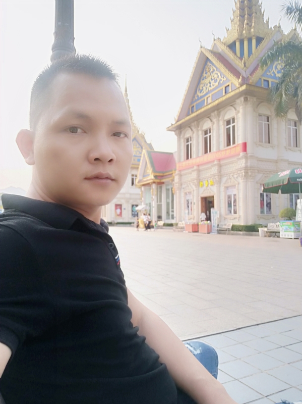 漂泊者的第一张照片--周口相亲服务中心