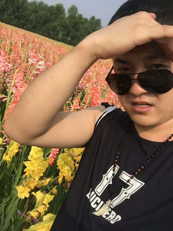 QH-蓝细胞的第一张照片--周口相亲服务中心