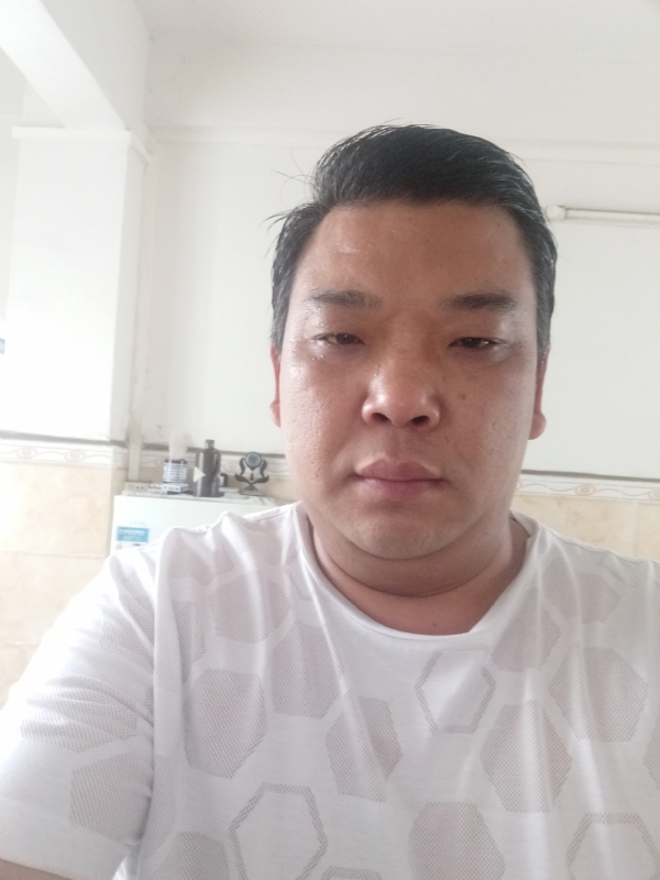 帅帅的第一张照片--周口相亲服务中心