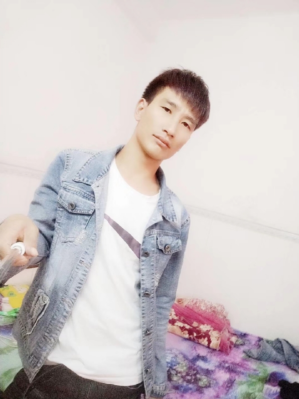 心好痛的第一张照片--周口相亲服务中心