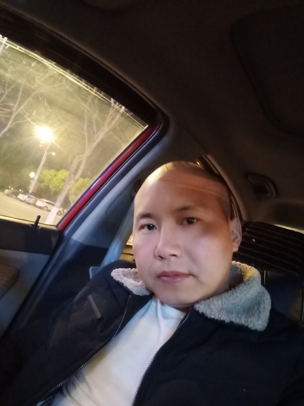 平平淡淡的第二张照片--周口相亲服务中心