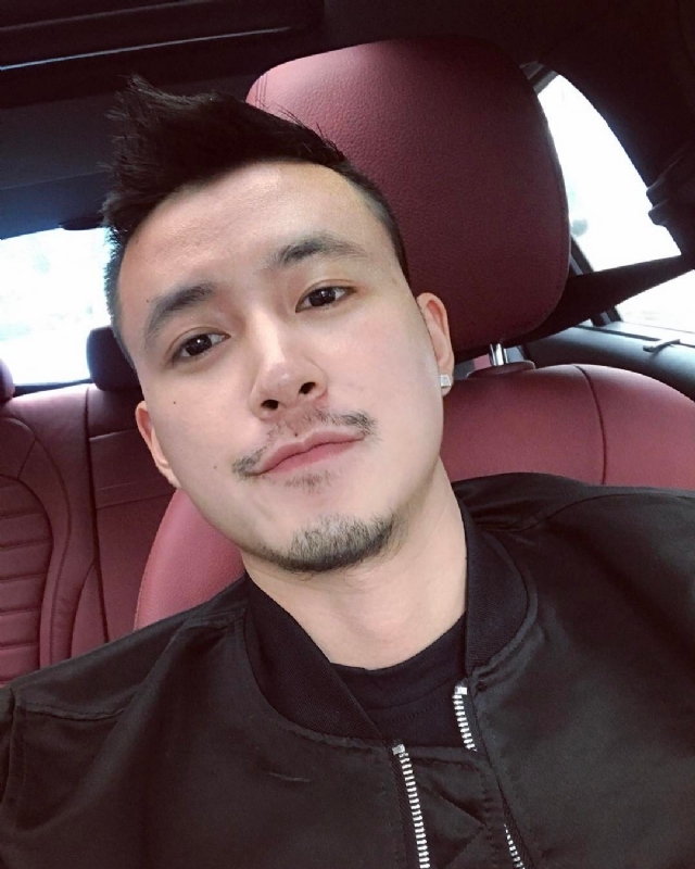 隆刘的第一张照片--周口相亲服务中心