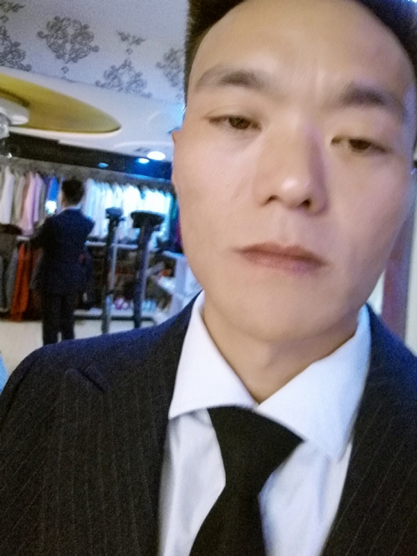 醉酒的蝴蝶的第二张照片--周口相亲服务中心