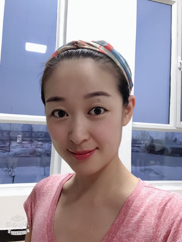 浅笑的第一张照片--周口相亲服务中心