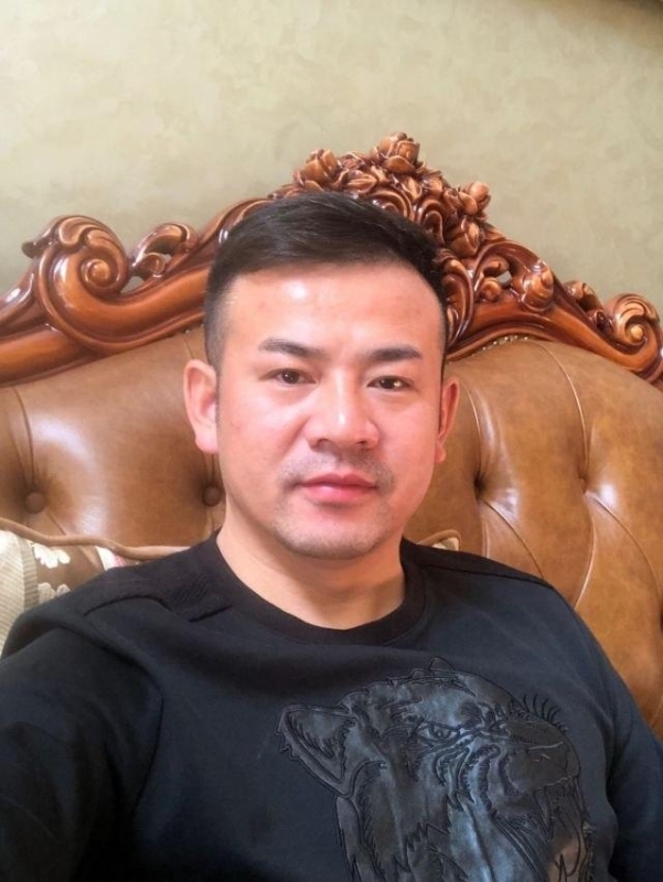 治国的第一张照片--周口相亲服务中心