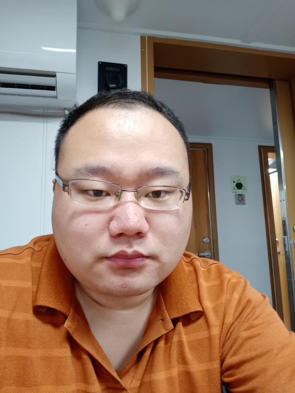 努力爱一次的第一张照片--周口相亲服务中心