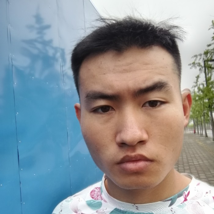 爱一个哦的第一张照片--周口相亲服务中心