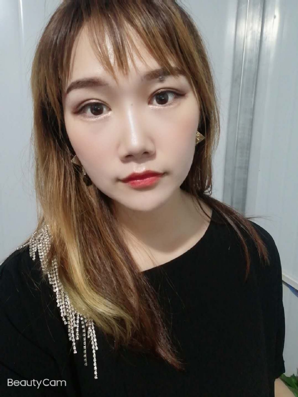 艾薇的第四张照片--周口相亲服务中心