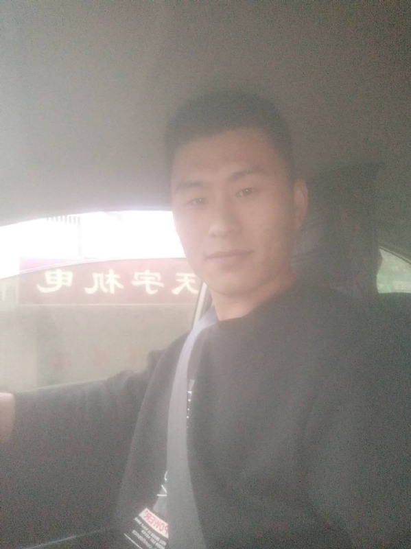 老鼠爱上猫的第一张照片--周口相亲服务中心