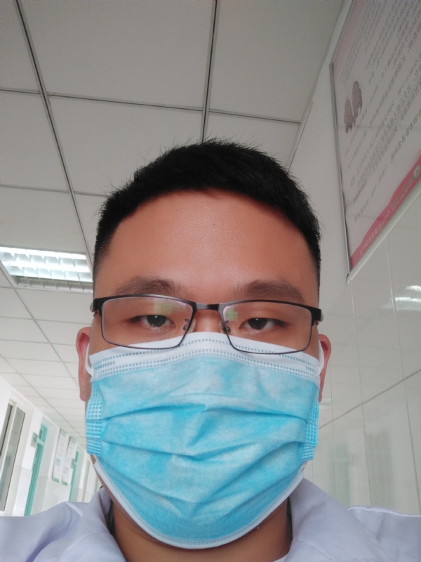 风轻云淡的第一张照片--周口相亲服务中心