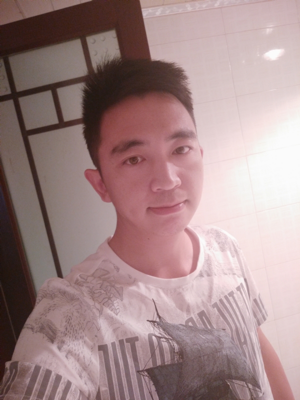 彭亮的第一张照片--周口相亲服务中心