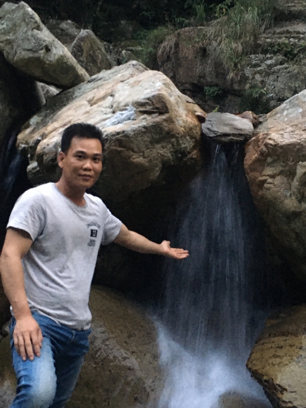 Luang少的第三张照片--周口相亲服务中心